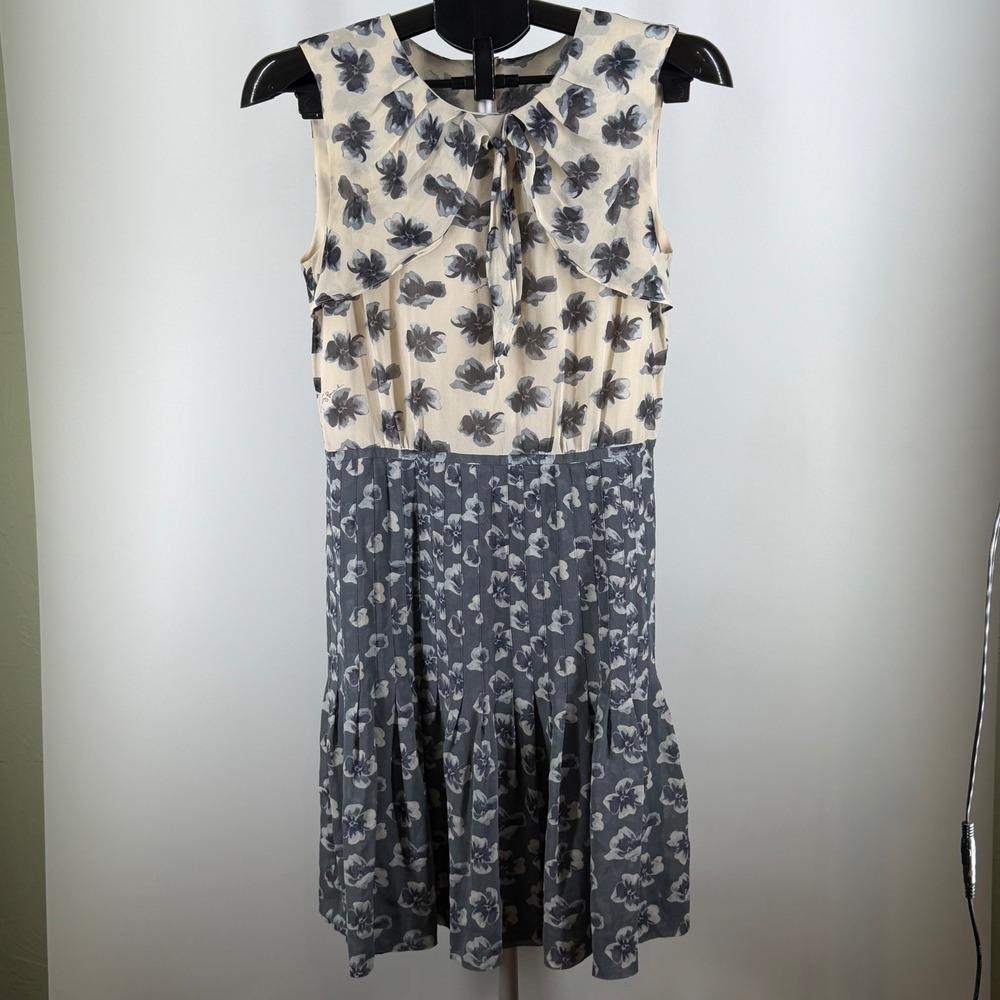 Tory Burch Silk Floral Tie Neck Pleated Drop Waist Dress Blue‎ Cream Size 6